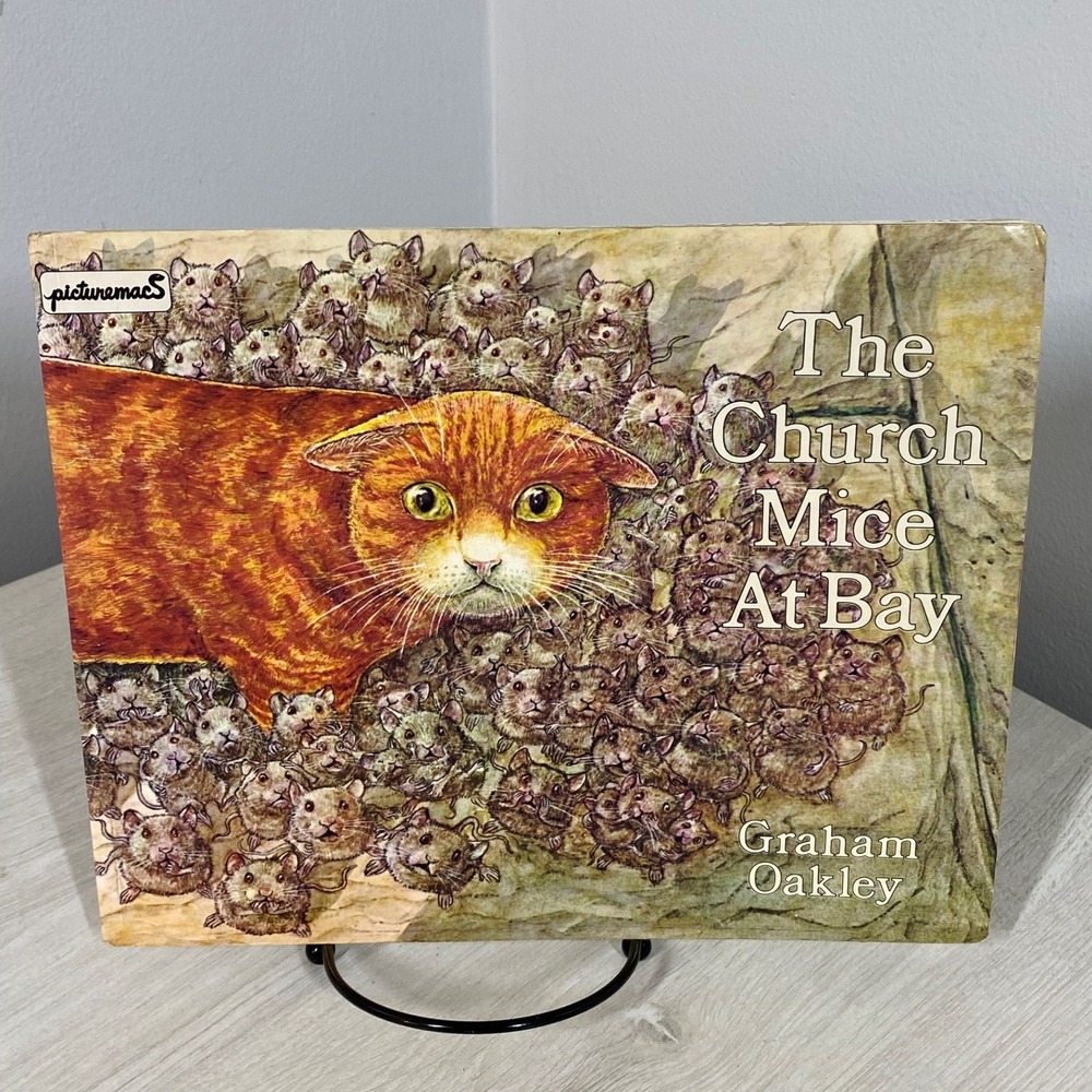 The Church Mice At Bay Graham Oakley 1982 Picturemac Vintage Paperback Book